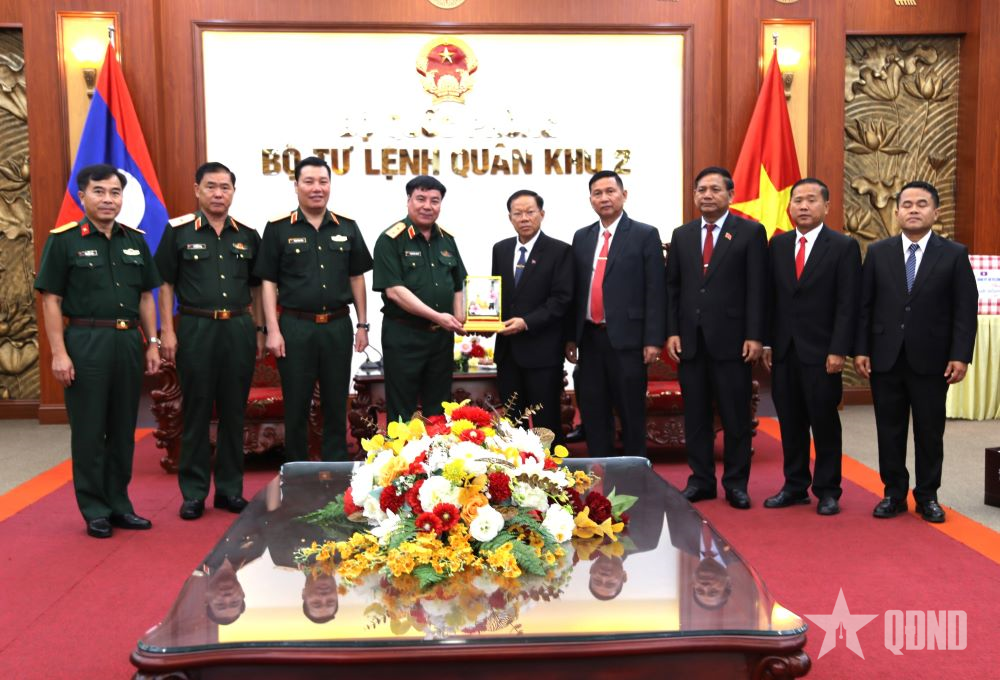 Vun đắp quan hệ hữu nghị vĩ đại, đoàn kết toàn diện Việt Nam-Lào